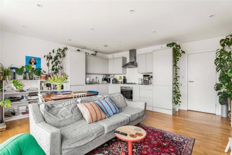 Reception/Kitchen