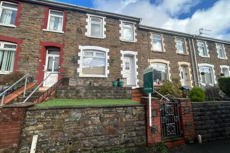 Bridgend, CF32 - property photo