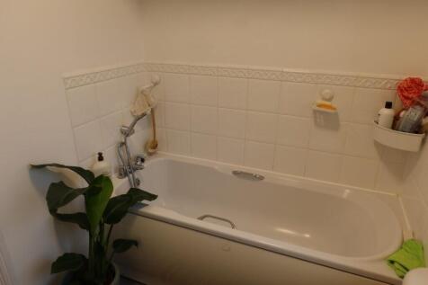 Spencer Court, Romulus Road, Gravesend, DA12 2SQ photo 5