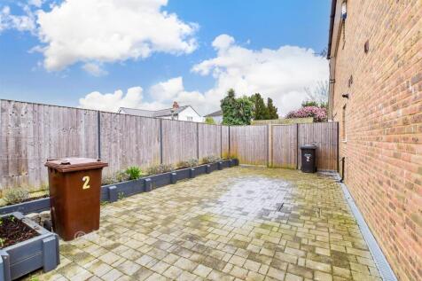 Driveway/Parking