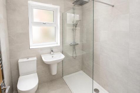 BATHROOM/W.C.