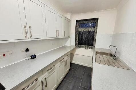 Guildford House, New Romney, Kent photo 3