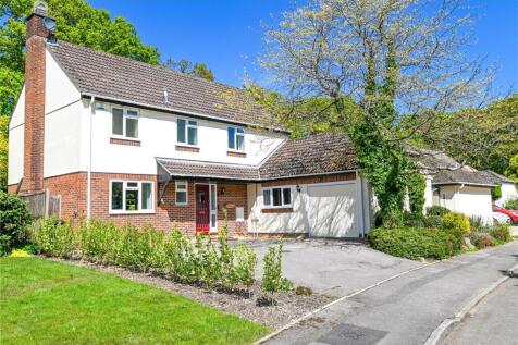 New Milton, BH25 - property photo