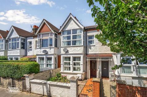 62 Leighton Road-2.jpg