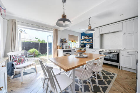Dining / Kitchen