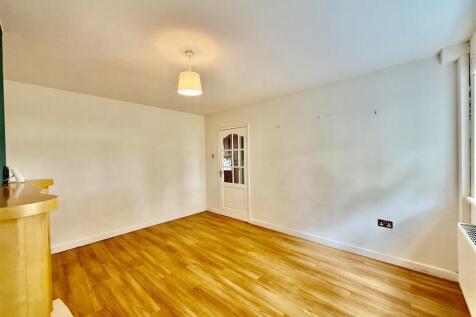 Satley Gardens, Gateshead photo 5