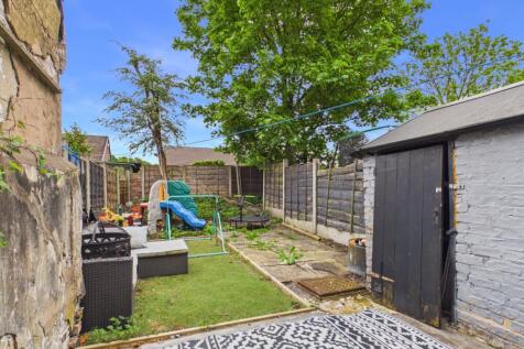 Osborne Road Denton - EweMove - Rear Garden