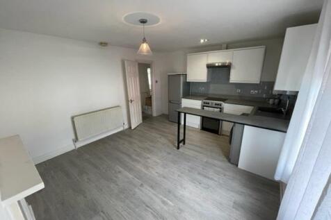 Kitchen 3.jpg