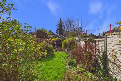 CAM05193G0-PR0125-STILL008.jpg