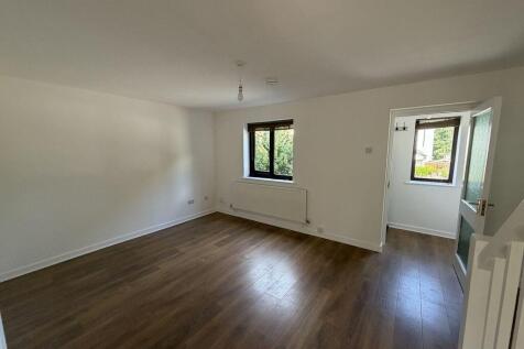 Derby Road, Caergwrle, Wrexham photo 5