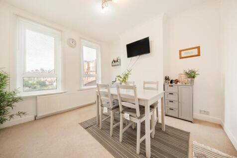 66a Merivale Road, Harrow, HA1 4BH-10.jpg