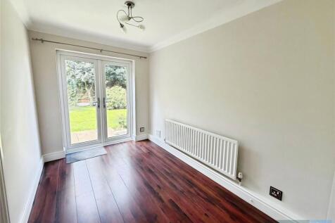 Midhurst Road, Liverpool, Merseyside, L12 photo 3