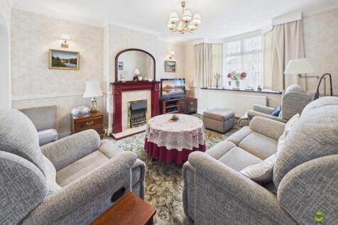 Presented by Clinton at EweMove Bexleyheath and Da