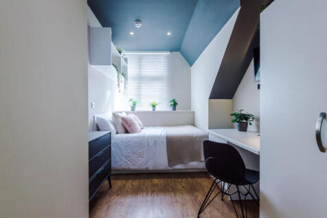 Flat 15, UNW, 2