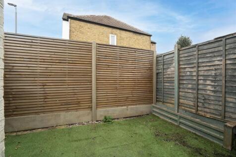 44a Khartoum road SW17 0HZ external 2.jpg