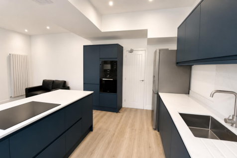 Kitchen/Lounge
