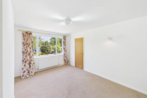Digby Drive, Tewkesbury photo 3