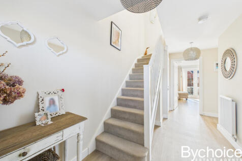 CAM05454G0-PR0089-STILL001