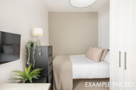 Flat U, Hosiery, Example, 7