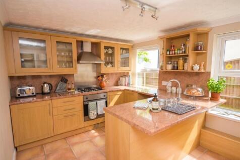 Kitchen-enhanced-1779792008570-enhanced-1779792136