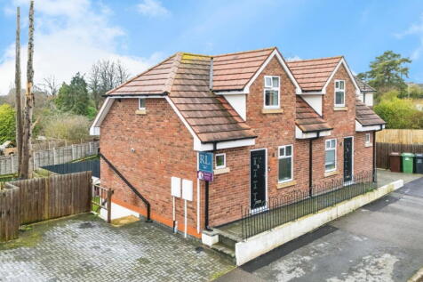 Click to visit Rightmove listing