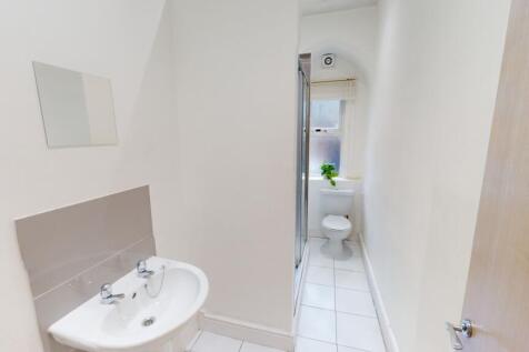 3 All Saints bathroom