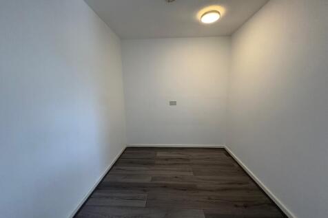 Chalner Close, Morley, LS27 photo 5