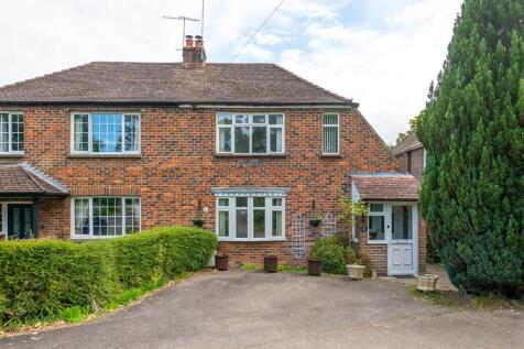 Horley, RH6 - property photo
