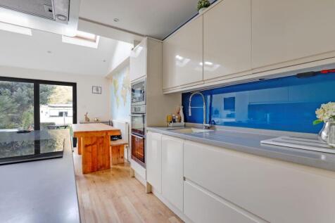 05-de99JHPropWpen - 110 Marlow Road - 13-medium.jp