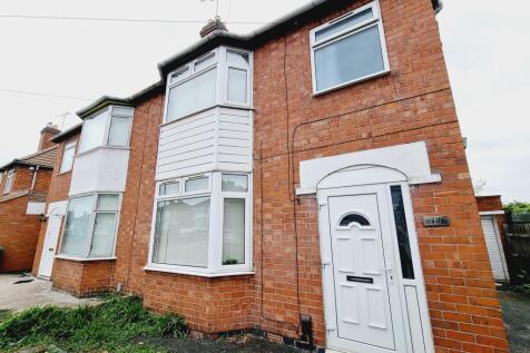 4-bed semi-detached on 117 Brunswick Street, Leamington Spa, £2,200/mo