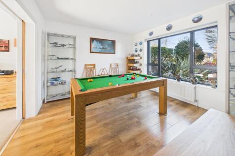 Sitting/Playroom