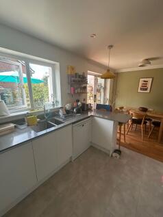 Dearne Drive, Stretford, M32 photo 4