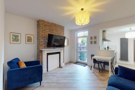 2-bed house on Arthur Street, Loughborough, £1,343/mo