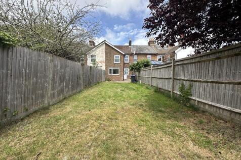 Commercial Road, Burgess Hill photo 4