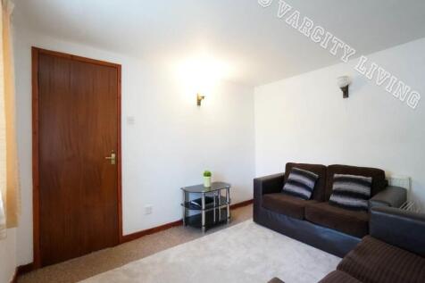 40Glanrafon_livingroom3.JPG