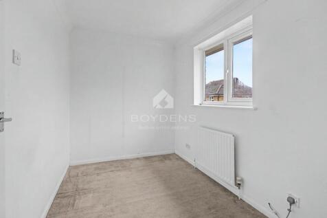 Homefield Road Colchester photo 4