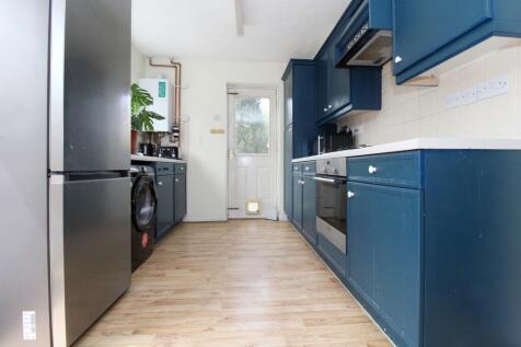 Ajax Close, Waterside, Rugby photo 4