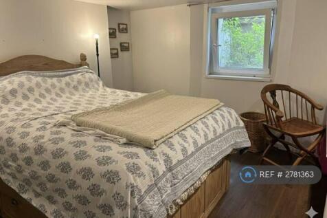 Basement Double Bedroom