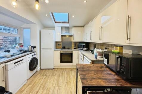 Moseley Road, Fallowfield, Manchester, Greater Manchester, M14 photo 3