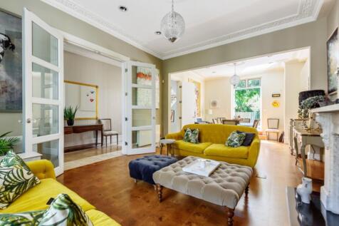 62b2eb35e227e-l-8637