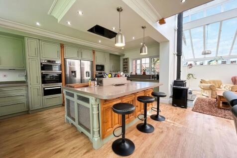 Kitchen/Diner/Family Room