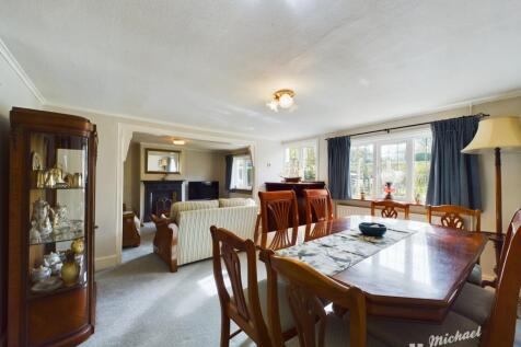 CAM02773G0-PR0101-STILL022