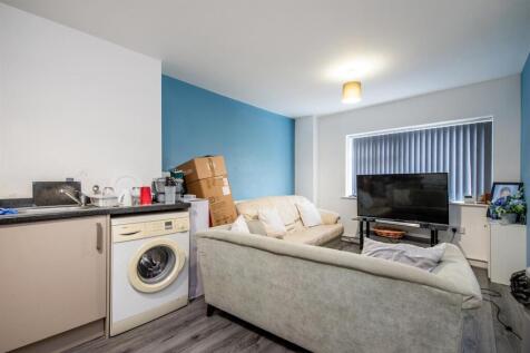Lounge/Kitchen