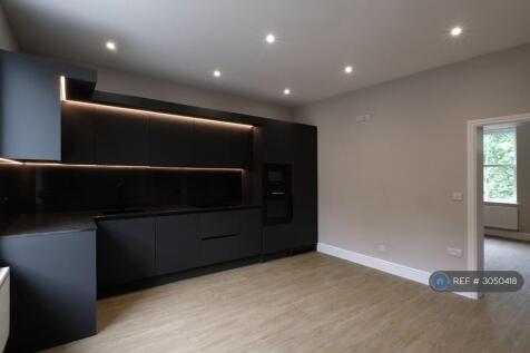 Anchor Place, Brighouse, HD6 photo 4