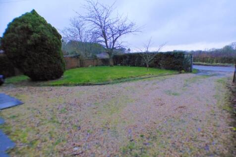 Driveway/Parking