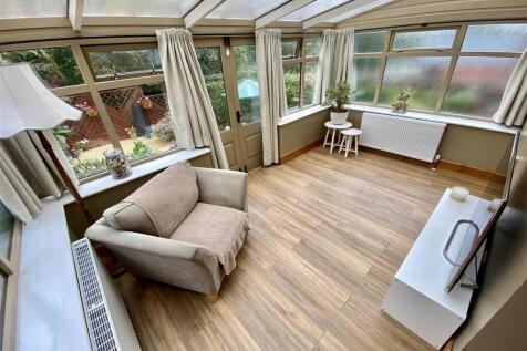 Bramleys Estate Agents - Moor Lane - Gomersal (23)