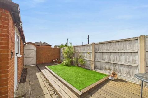 Lrg_CAM05488G0-PR0020-STILL013-thumbnail-h750-70.j