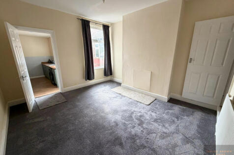 Lord Haddon Road, Ilkeston, Derbyshire photo 4