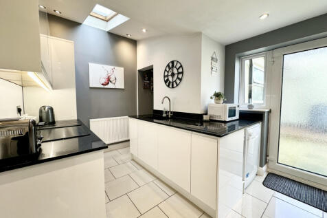 3 bedroom Town House