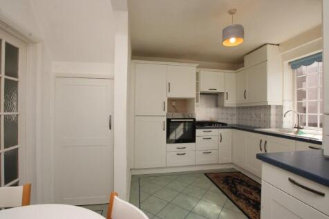 Legion Crescent, Kettering, Northamptonshire, NN16 photo 4